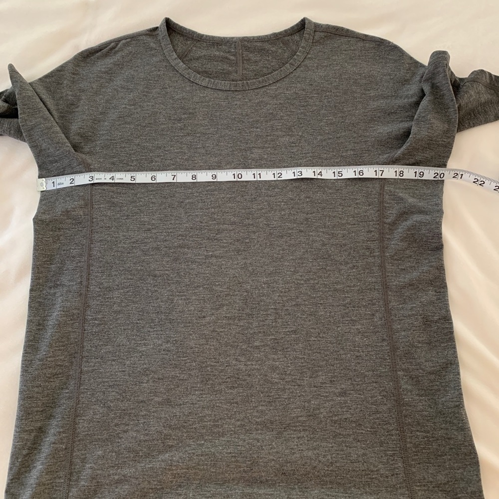 Lululemon Tee - Picture 8 of 10
